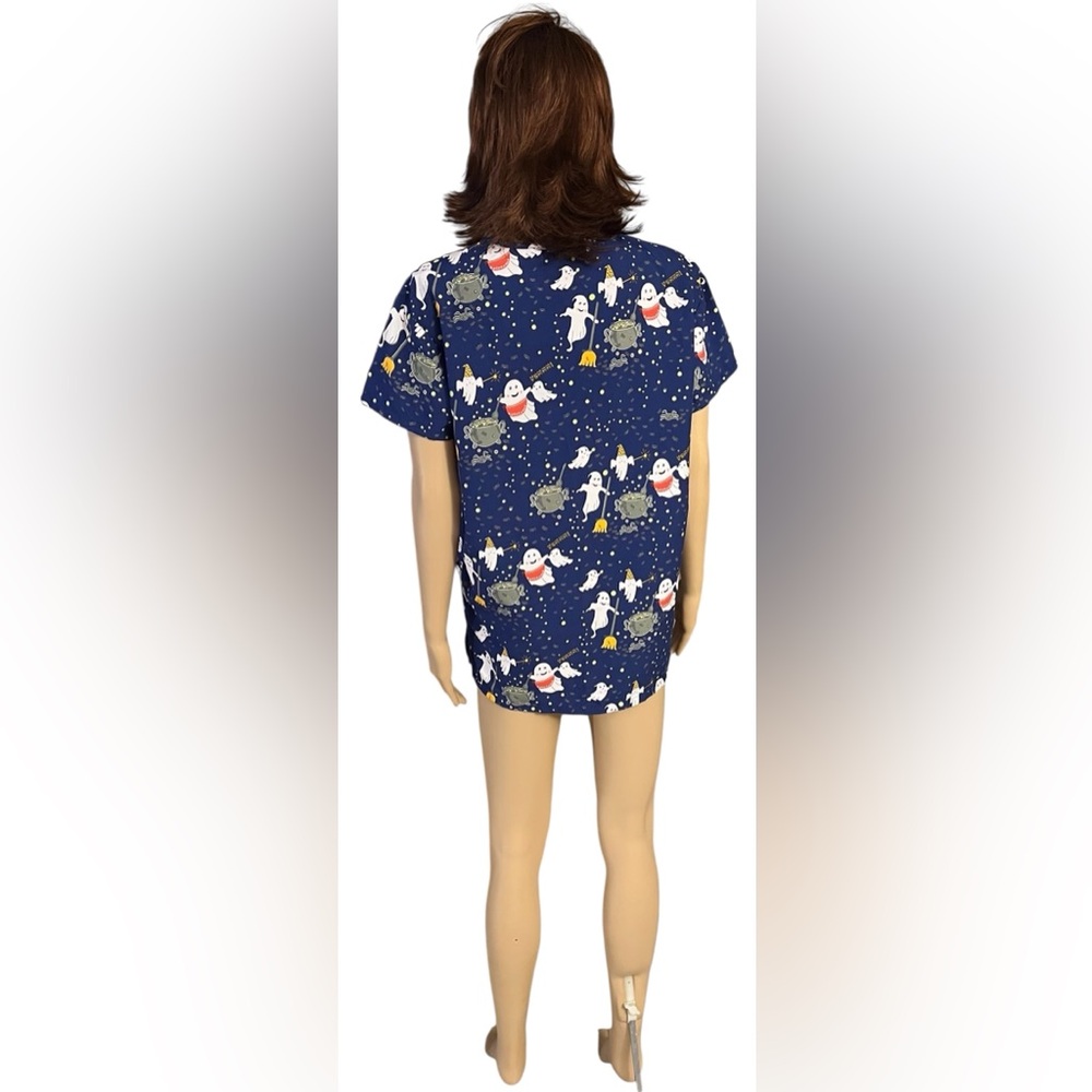 Women's Serene Uniform Scrub Top Blue Halloween-Fall Print - Picture 6 of 11